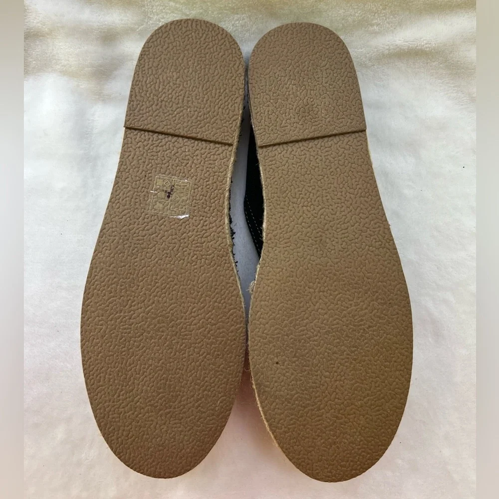 Urban Outfitters Espadrilles Black Size 9 Flats Shoes Slip Ons EUC Women’s